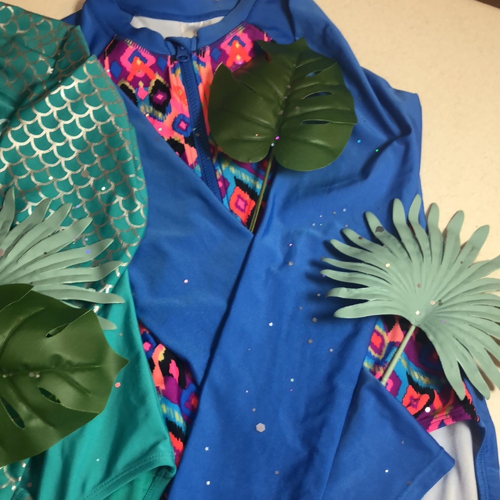 Girl’s Rashguard BUNDLE!! ☀️ - Picture 10 of 10